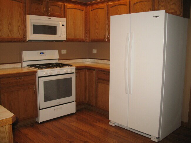 Building Photo - 23238 Kenna Ct