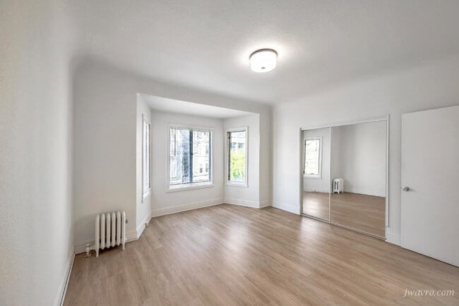 Photo - 596 Page St Apartment