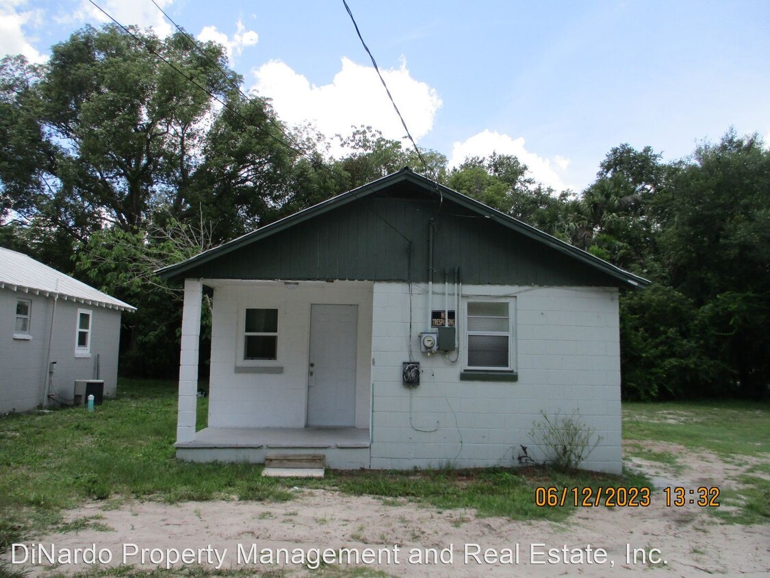 Primary Photo - 2 br, 1 bath House - 1006 S. Clara Ave