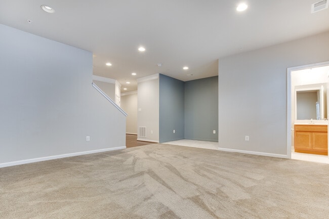 Photo - 4216 WOODSPRING Ln Townhome