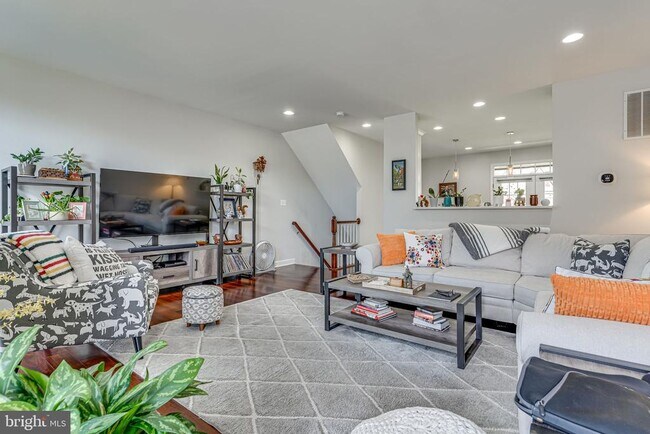 Foto del edificio - 742 Collington Ct