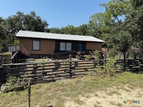 Building Photo - 442 Buckhorn Dr
