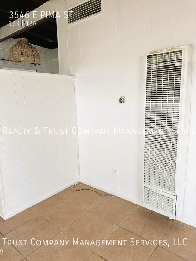 Foto del edificio - 3546 E Pima St