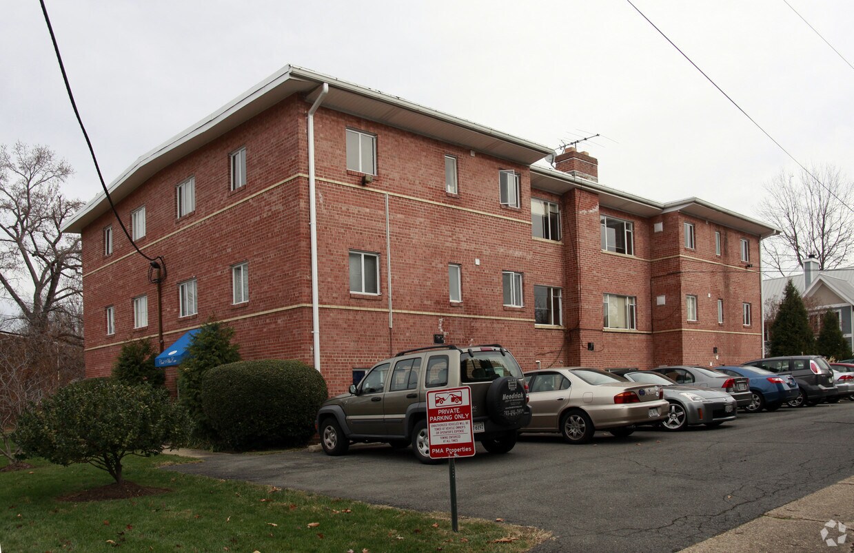 Rear View - 401 E Alexandria Ave