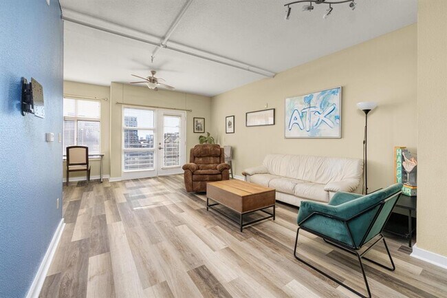 Foto del edificio - 711 W 26th St