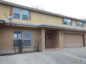 Building Photo - 1641 Kuehler Ave