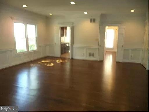 Foto del edificio - 1537 Cedar Ave