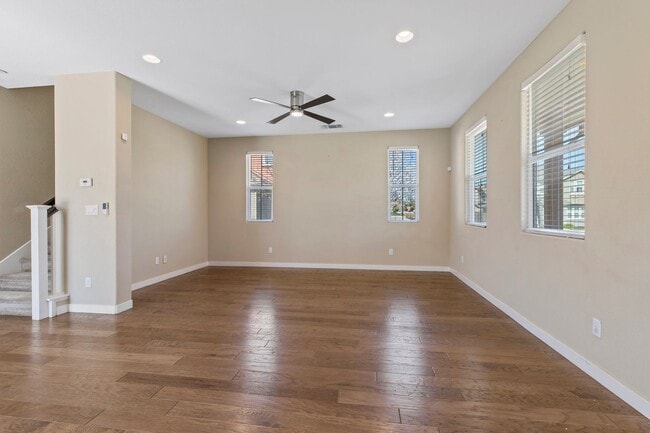 Building Photo - 20833 Grapevine Dr