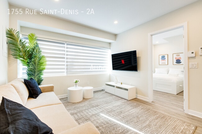 Building Photo - 1755 R. Saint-Denis