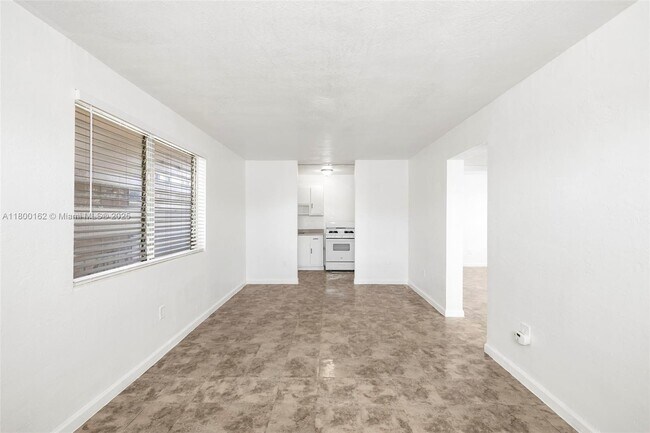 Foto del edificio - 126 SW 18th Ave