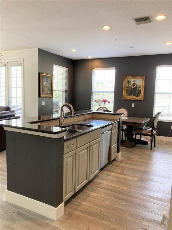 Foto del edificio - 4351 Anson Ln