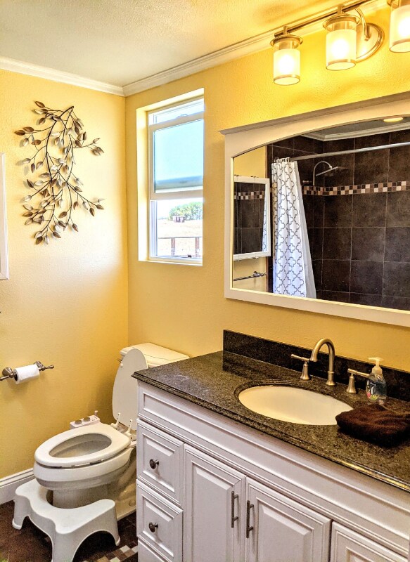 Foto del edificio - 16500 Finley Ridge Rd