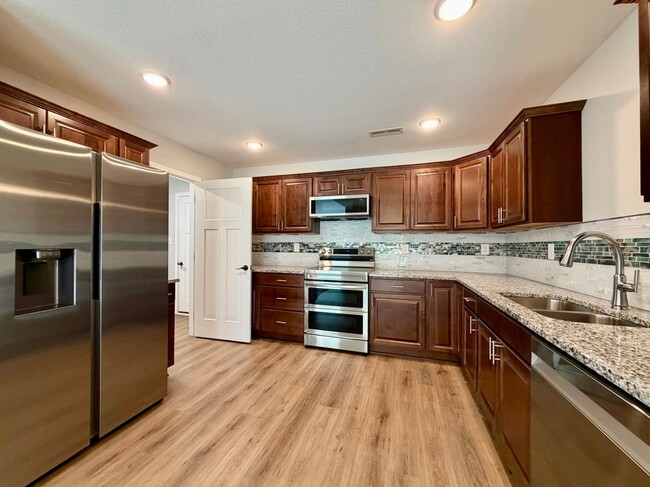 Building Photo - 766 Snowflower Cir