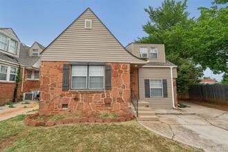 Building Photo - 2109 NW 31st St