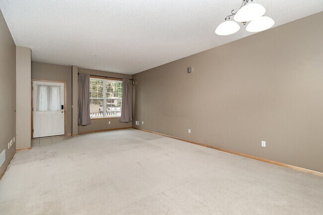 Foto del edificio - 2 Bed | 2 Bath in The Lakes of Blaine
