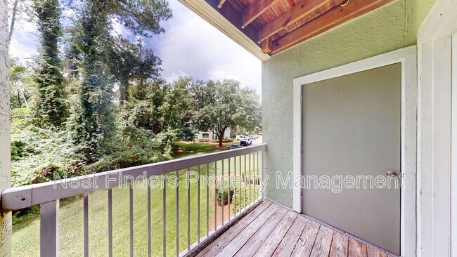 Foto del edificio - 7701 Timberlin Park Blvd