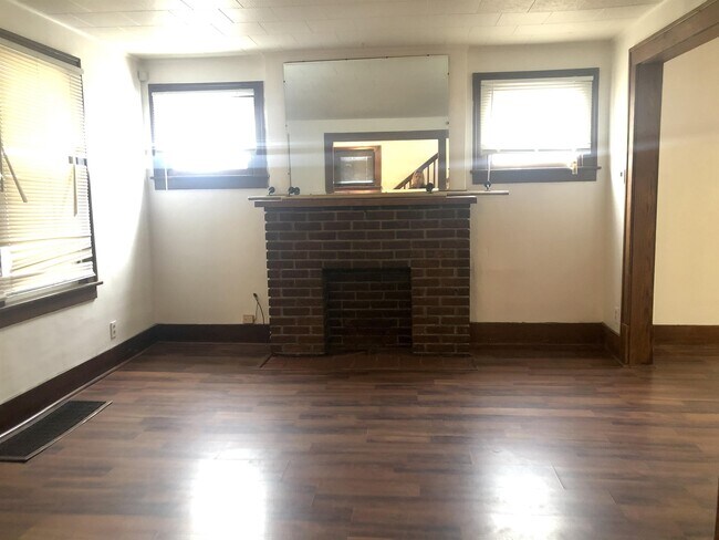 Building Photo - 788 Excelsior Ave
