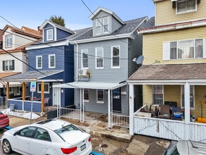 Building Photo - 2321 Spring St