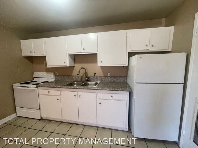 Foto del edificio - 1 br, 1 bath House - 3719 Hazelwood Street #2