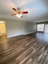 Building Photo - Arlington Apartments