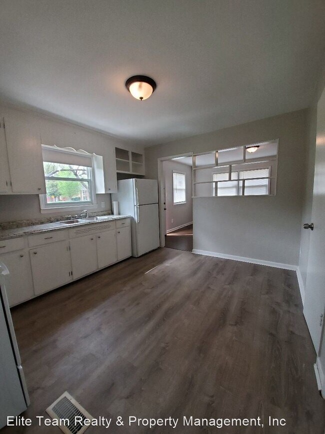 Building Photo - 2 br, 1 bath House - Albermarle Rd 7805