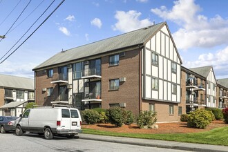 Building Photo - 59 Highland Glen Dr