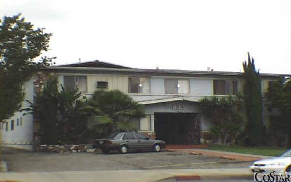 Foto del edificio - 833 W Duarte Rd