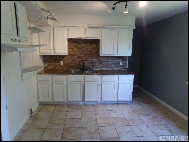 Foto del edificio - 1504 E 38th St