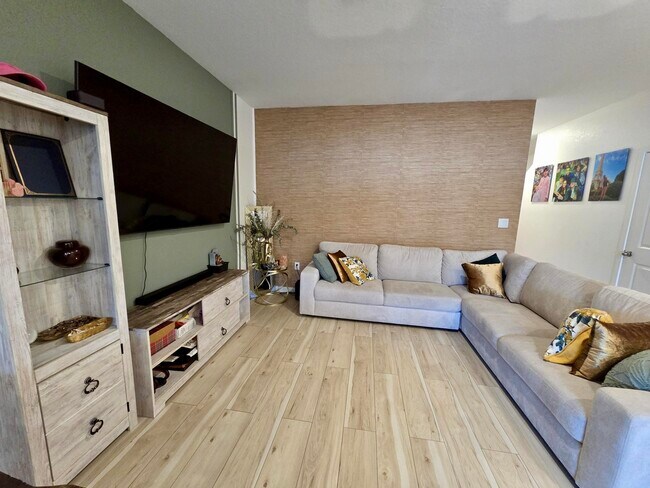 Foto del edificio - 860 NW 3rd Terrace