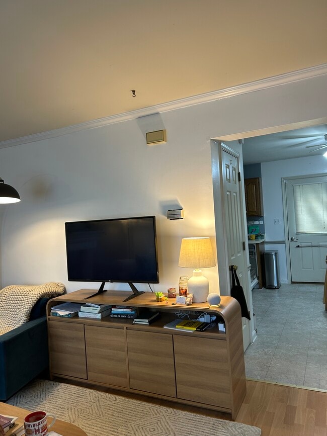Foto del edificio - 861 Greenbriar Ln