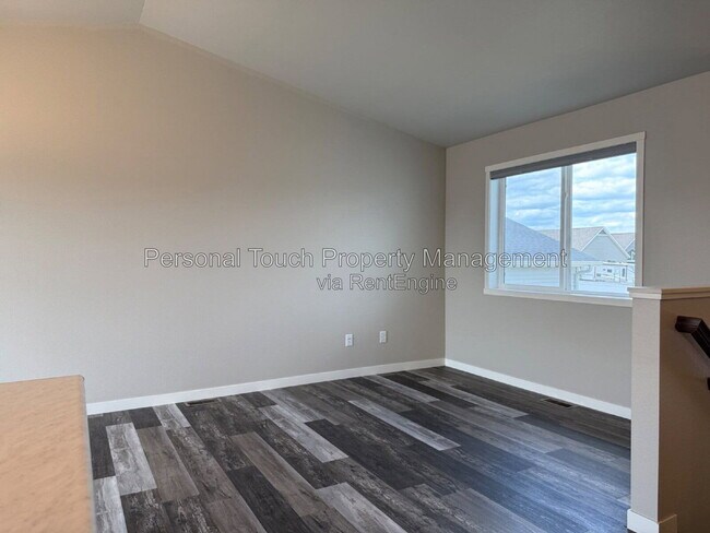 Foto del edificio - 1067 Barnes Dr W