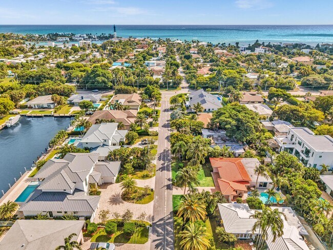 Foto del edificio - 3204 Beacon St