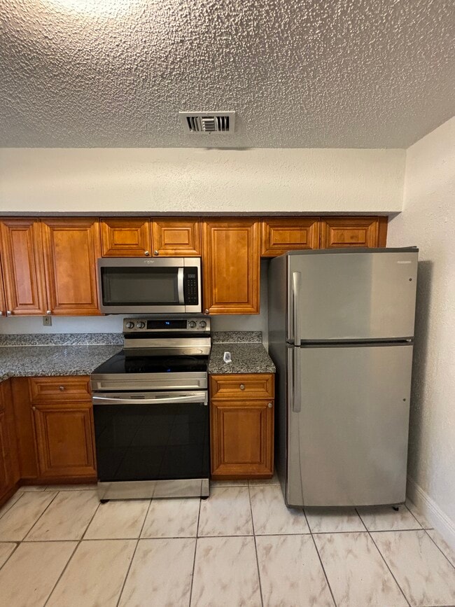 Kitchen - 156 W 14th St