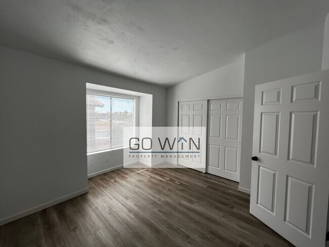 Building Photo - 15601 N 30th St