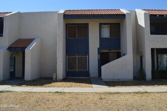Building Photo - 5442 W El Caminito Dr