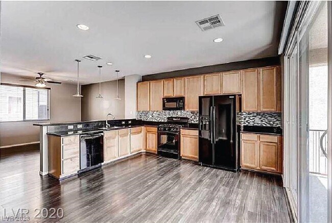 Foto del edificio - 9368 Hopcroft Ave