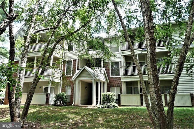 Building Photo - 12156 Penderview Terrace