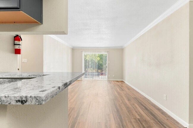 Foto del edificio - Limited-Time Offers | Schedule Your Tour Today!