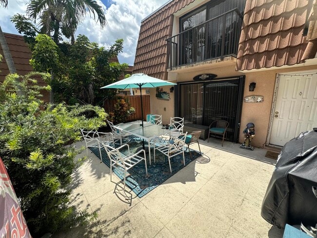 Foto del edificio - 246 Charter Way