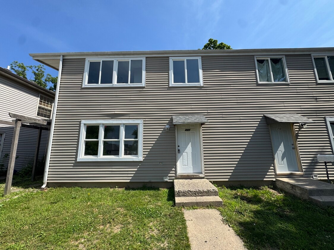 Foto principal - 340 Hickory St