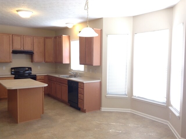 Foto del edificio - 6529 Caressa Way