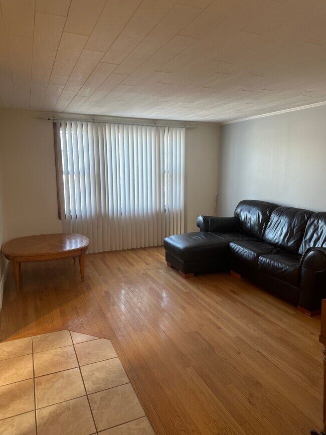 Foto del edificio - 343 Homecrest Dr