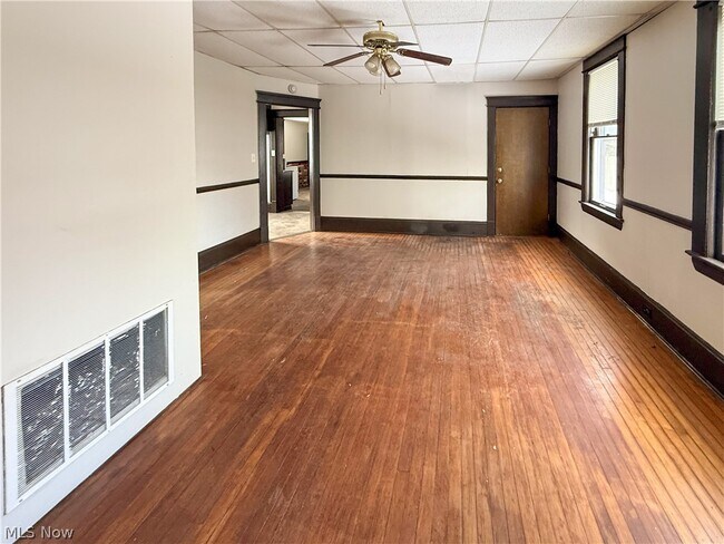 Building Photo - 3672 E 48th St