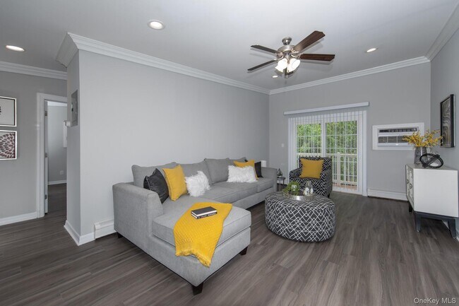 Building Photo - 234 River Ave