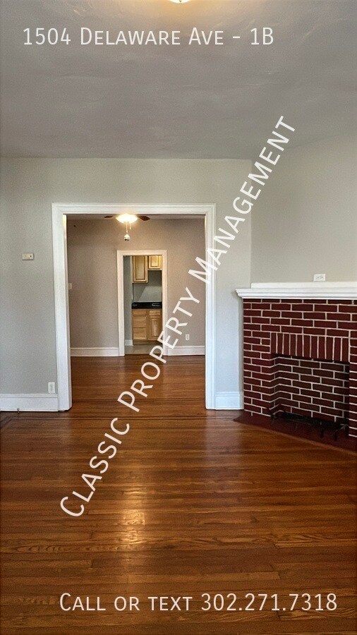 Building Photo - 1504 Delaware Ave