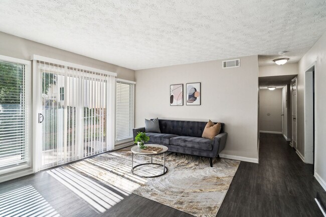 Foto del edificio - 4001 Lakemont Dr