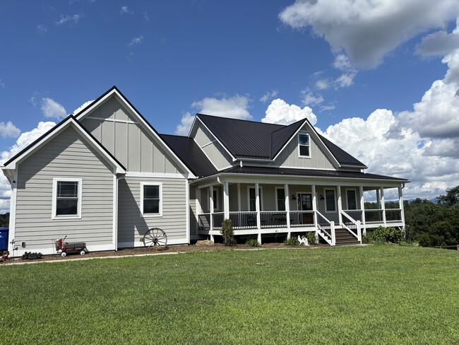 Building Photo - 1355 Bear Creek Rd