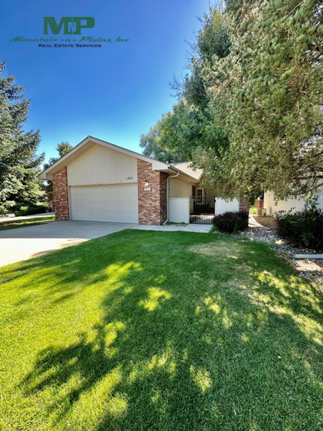 Primary Photo - 1311 S View Cir
