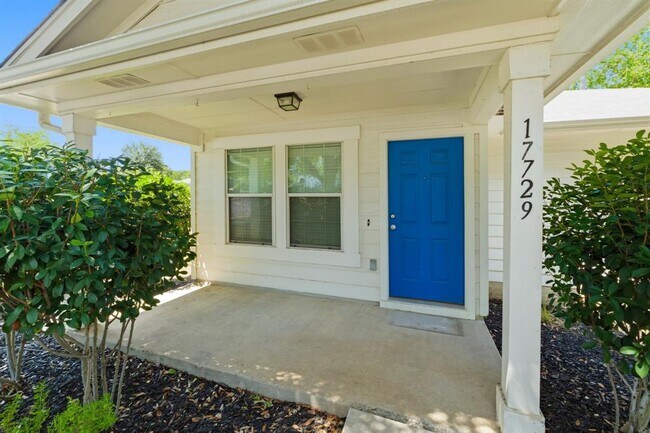 Foto del edificio - 17729 Powder Creek Dr