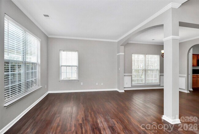 Foto del edificio - 6939 Brachnell View Dr